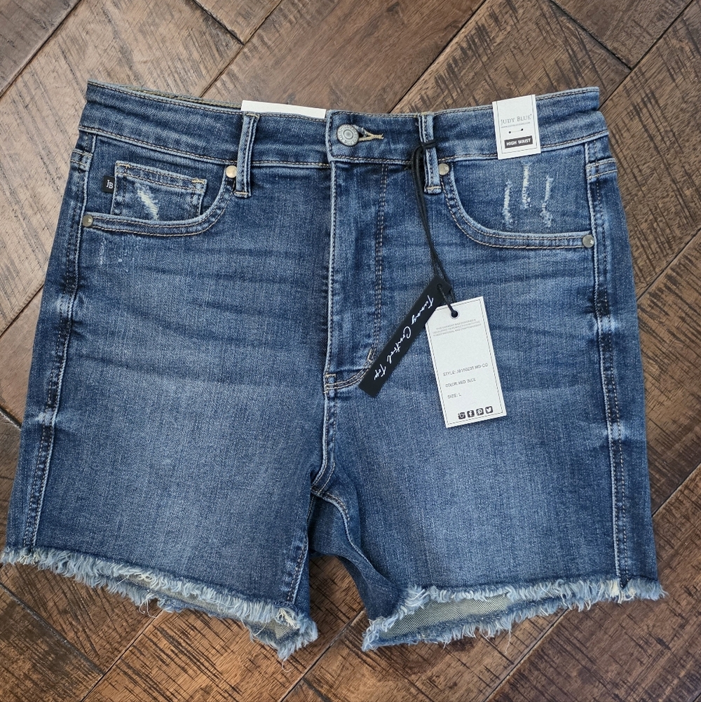 Judy Blue High Waist Denim Shorts in Dark Blue